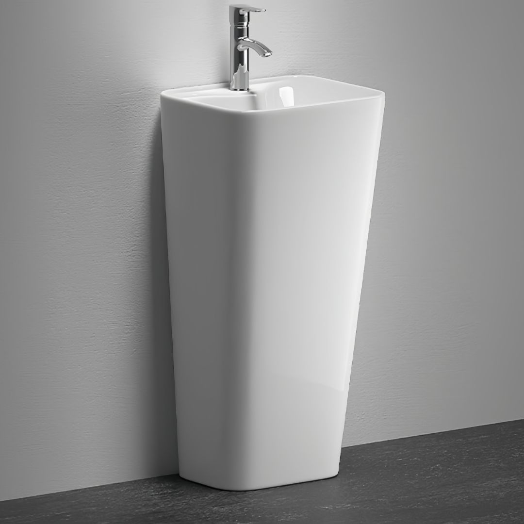 Lavabo Totem Blanc Rectangulaire et Fin: Sleek, rectangular white ceramic pedestal sink