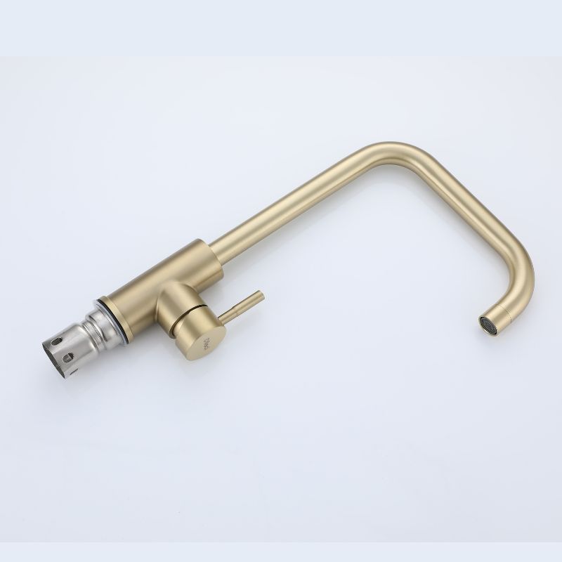 Robinet de cuisine design intemporel – Coloris Or : Robinet de cuisine moderne doré au design épuré en col de cygne.