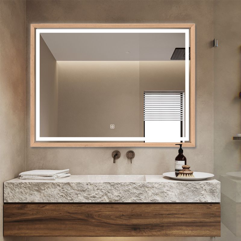 Miroir mural LED avec cadre bois: Élégant miroir de salle de bain rectangulaire avec éclairage LED intégré et cadre en bois.