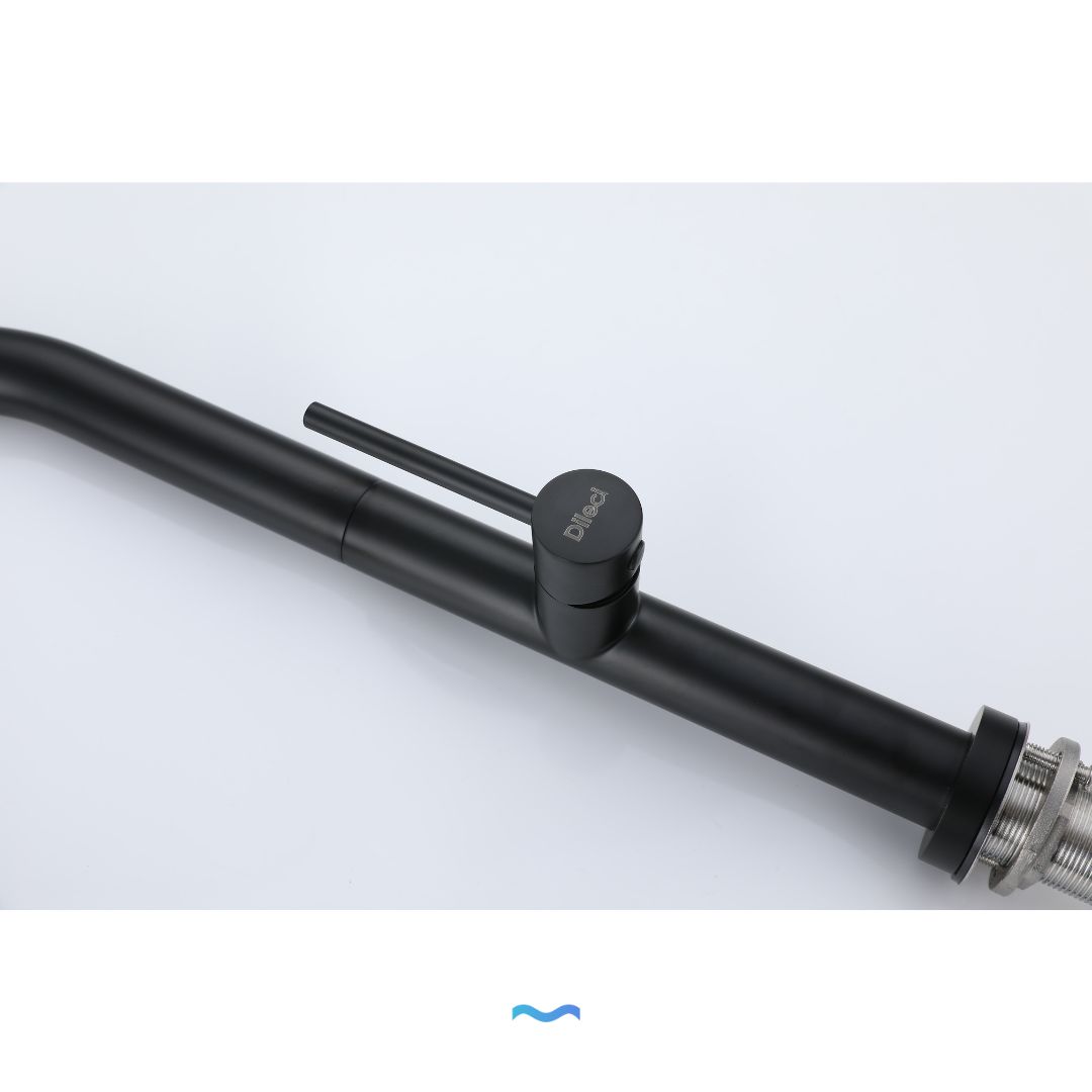 Robinet de cuisine noir mat à tirette avec douchette