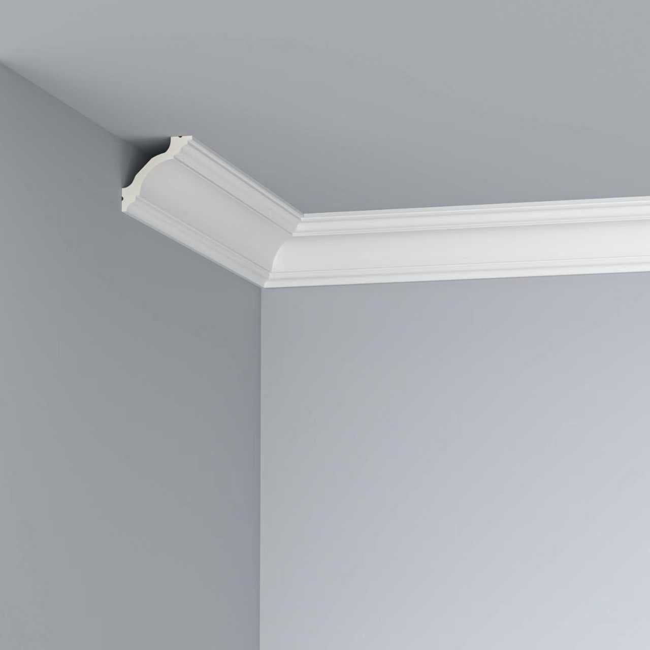 Corniche de plafond classique en blanc, moulure décorative pour une finition d'angle
