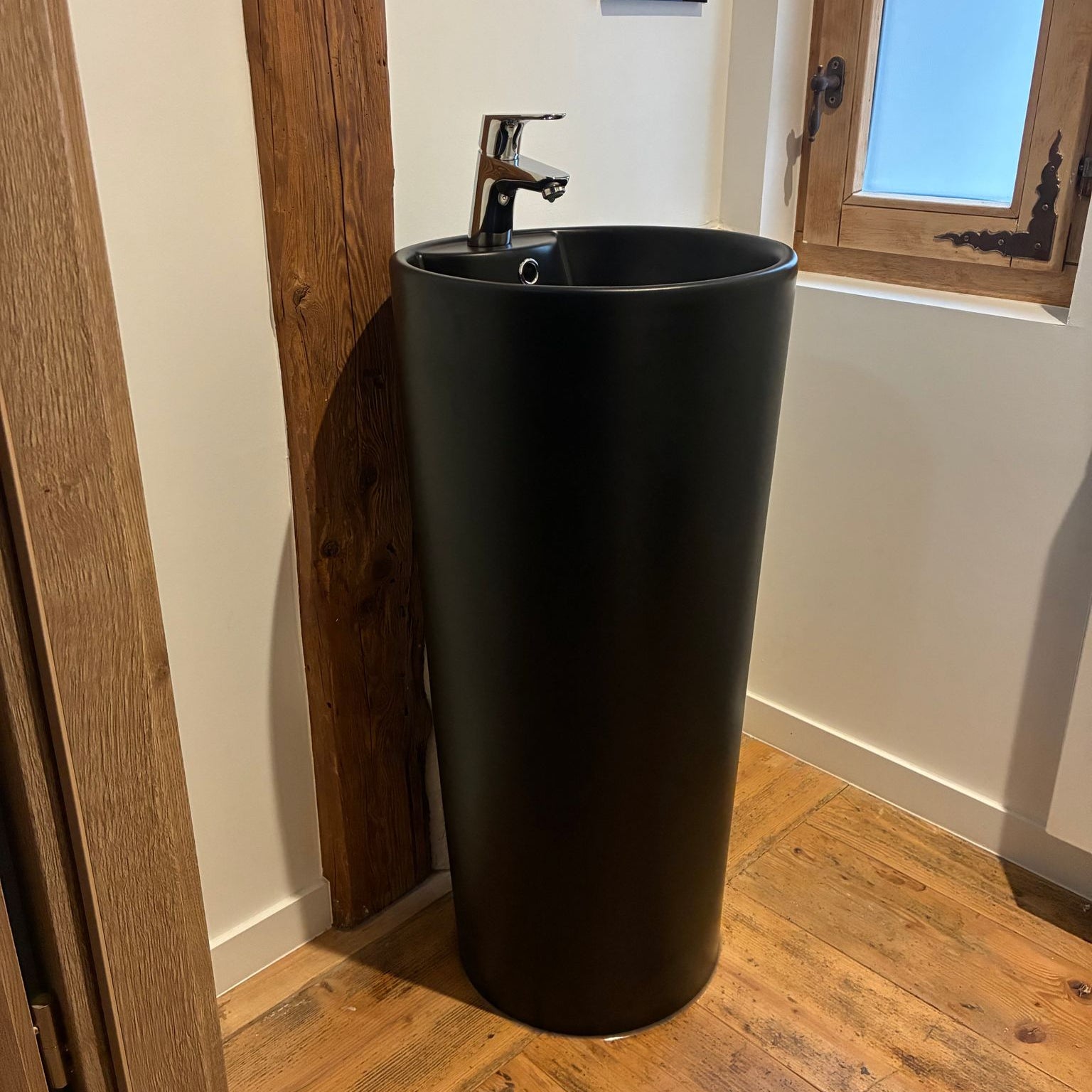 Lavabo sur pied Dileci