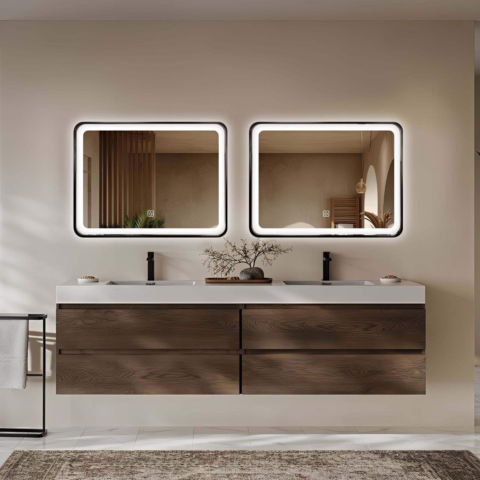 Miroir LED 60x80 cm avec cadre alu noir : Meuble de salle de bain double moderne avec deux vasques, armoires en bois et deux miroirs LED éclairés avec cadres en aluminium noir.