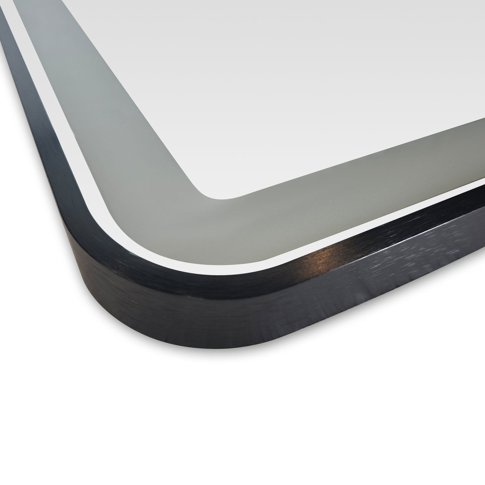 Miroir LED 70x100 cm : Miroir LED moderne avec cadre en aluminium noir, bord éclairé et coins arrondis.
