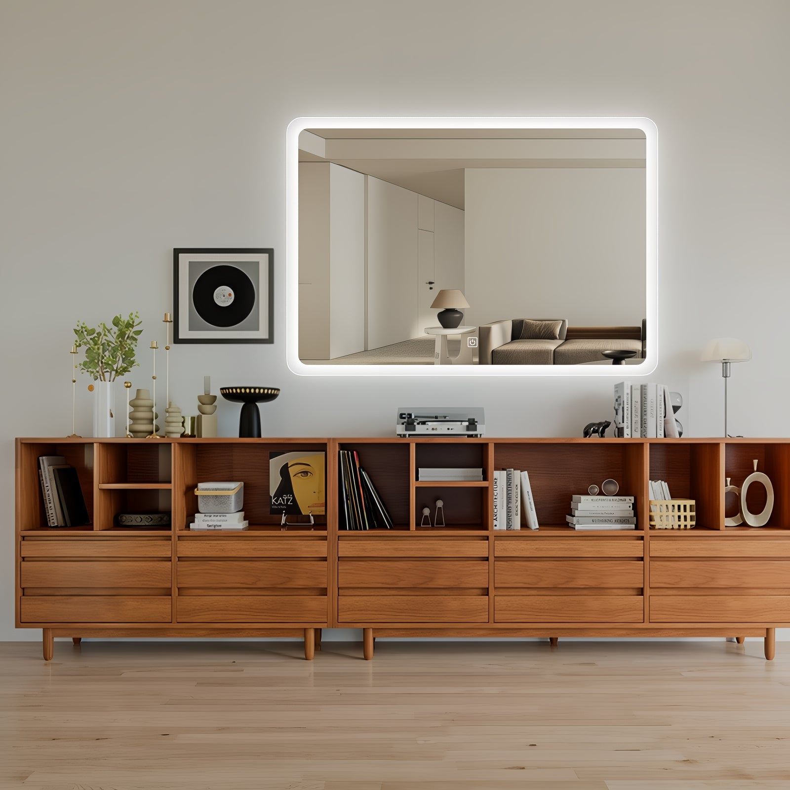 Miroir LED rectangulaire 80x60 cm : Miroir LED rectangulaire moderne de 80x60 cm, avec cadre dépoli. Idéal pour la salle de bain ou la chambre.