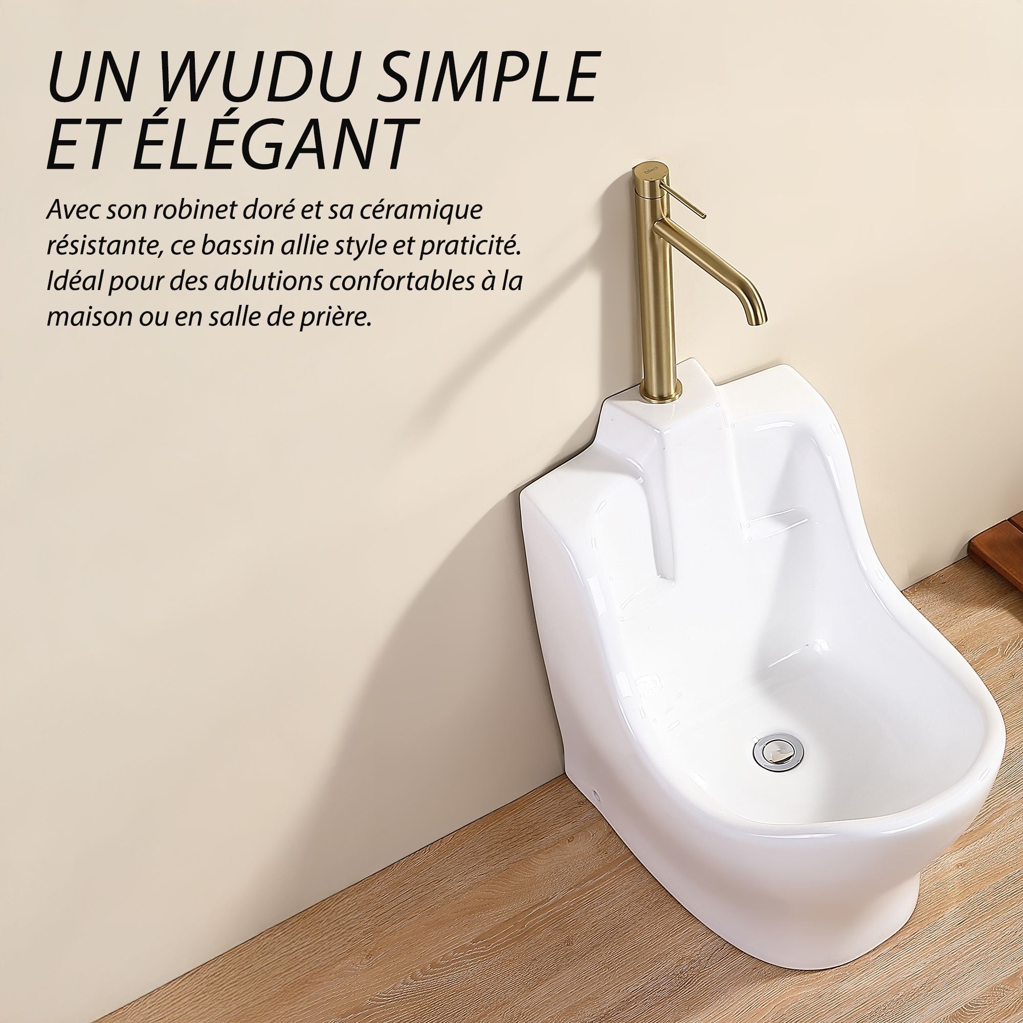 <output>Bassin d'ablutions Oran Wudu : Lave-pieds en céramique blanche avec robinet doré pour ablutions confortables.