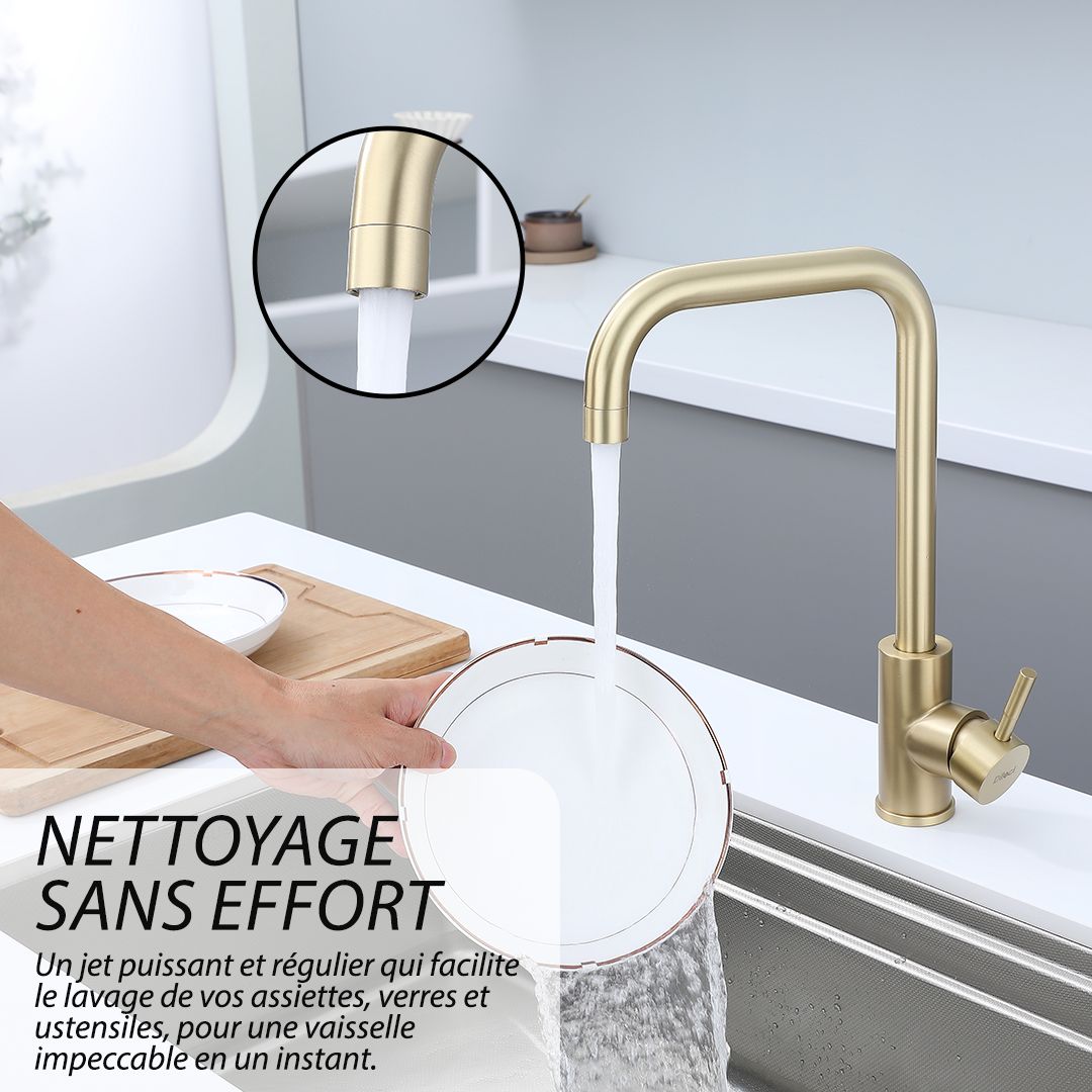 Robinet de cuisine design intemporel Or : Élégant robinet de cuisine doré avec bec à arc élevé, idéal pour faciliter le lavage de la vaisselle.