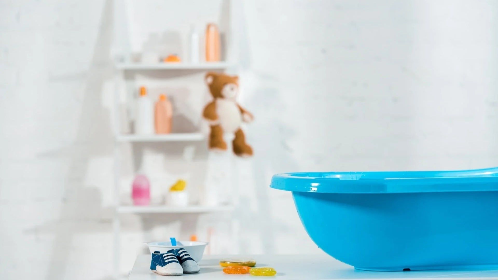 Comment aménager sa salle de bains pour l'arrivée de bébé : astuces et conseils pratiques