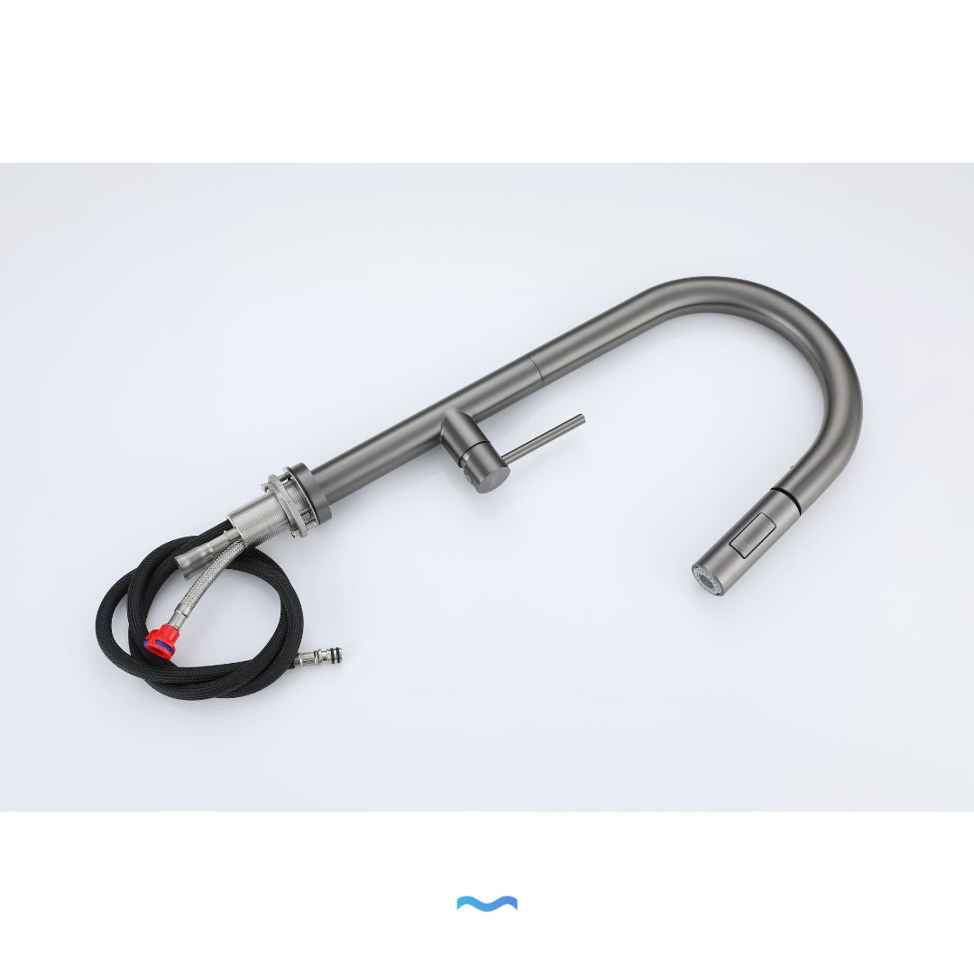 Robinet de cuisine à tirette en nickel brossé avec pulvérisateur