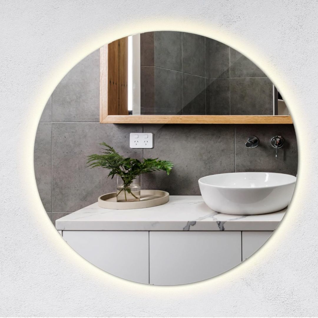 Miroir Infinity LED rond ⌀50cm : Miroir de salle de bain rond éclairé avec éclairage LED, parfait pour les salles de bain modernes.