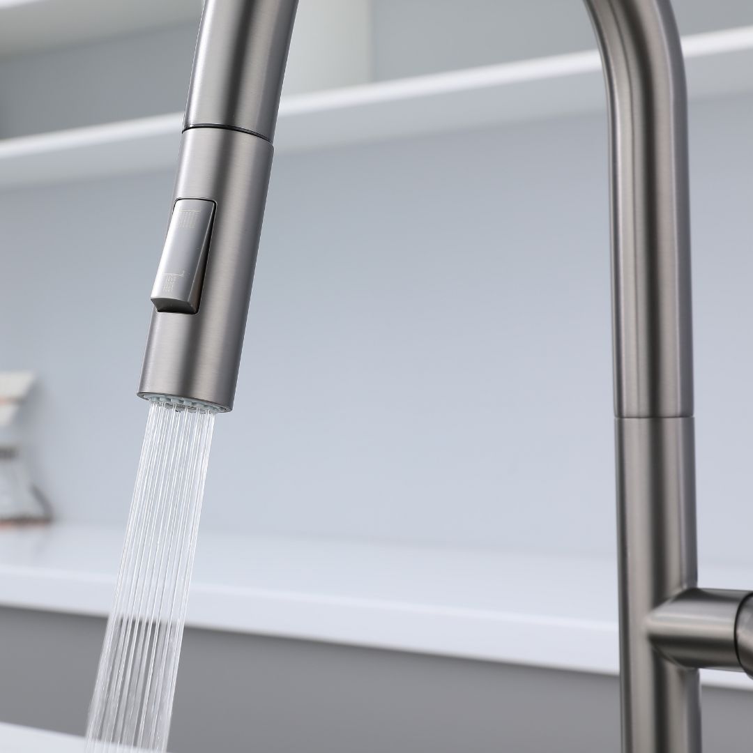 Robinet de cuisine extractible gris métallisé avec fonction douchette