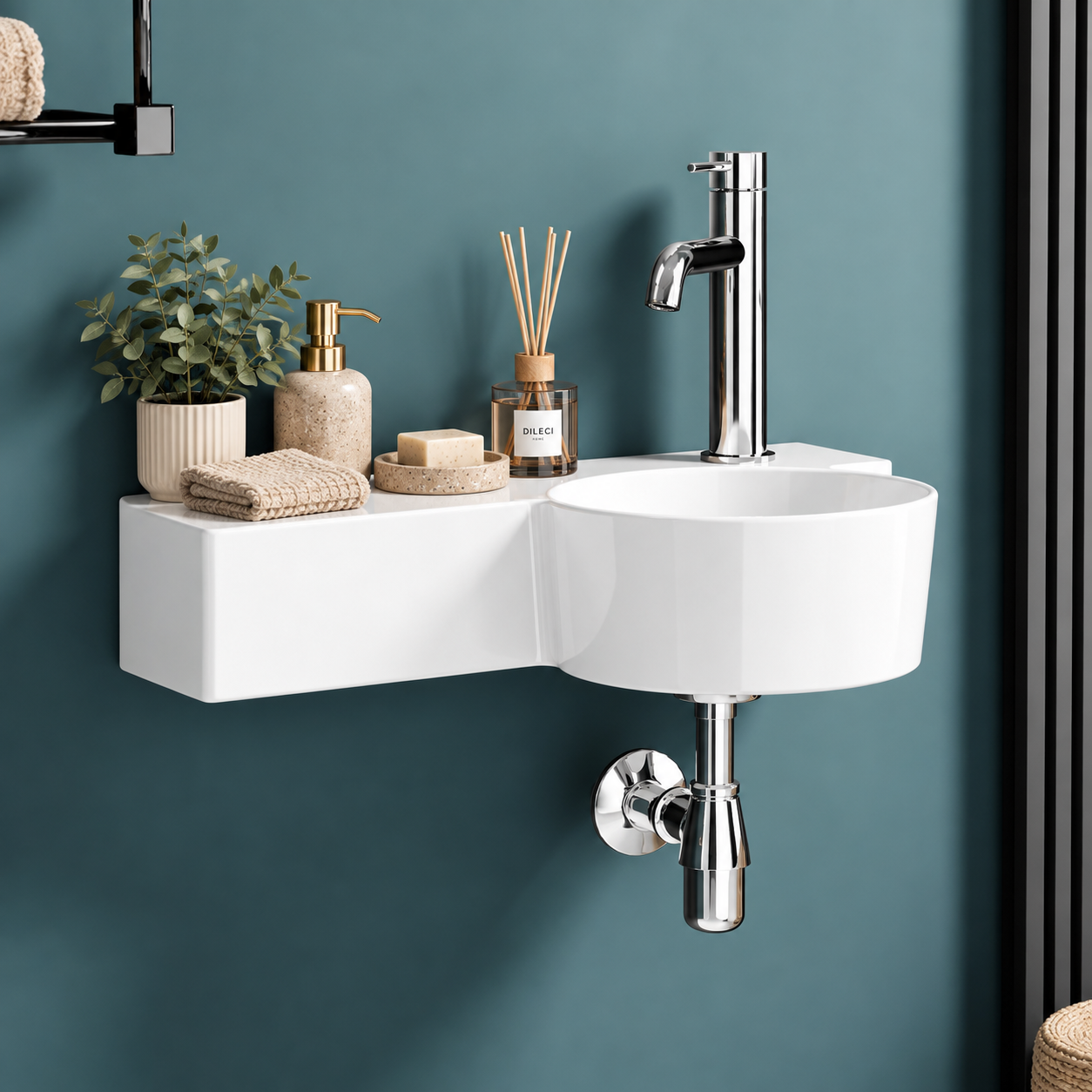Lave-mains mural LIPOUTOU en céramique blanche, sortie droite, 54cm, avec robinetterie et accessoires.