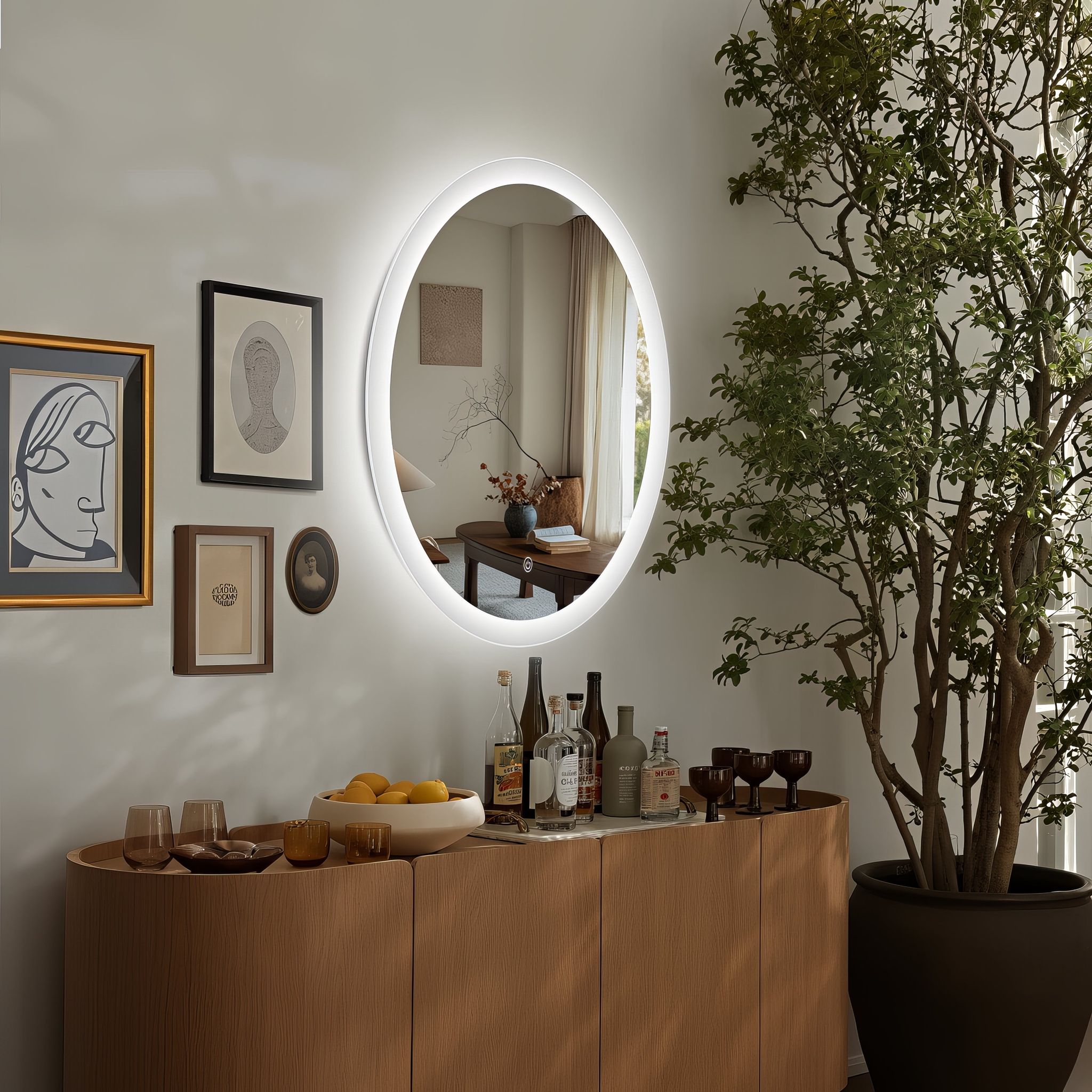 Miroir rond avec contour givré Ø70 cm : Miroir rond lumineux de 70 cm avec bord givré, parfait pour salle de bain ou coiffeuse.